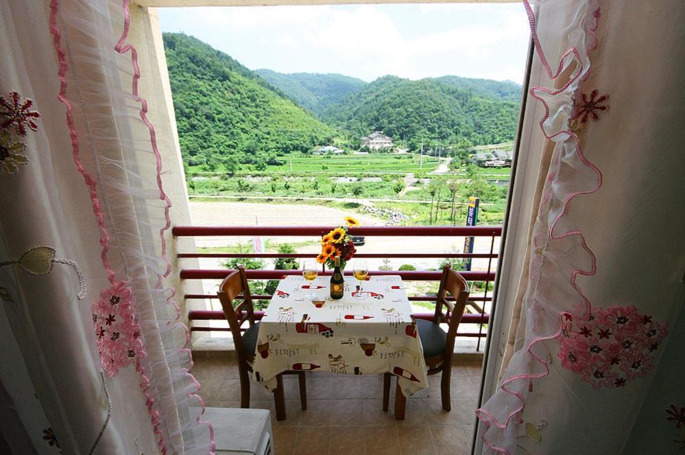 คังชอน บิวตี้ฟูล เพนชั่น Villa ชุนชอน ภายนอก รูปภาพ