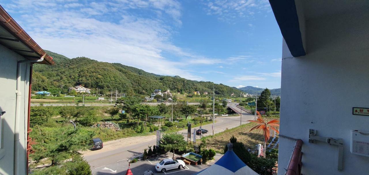 คังชอน บิวตี้ฟูล เพนชั่น Villa ชุนชอน ภายนอก รูปภาพ